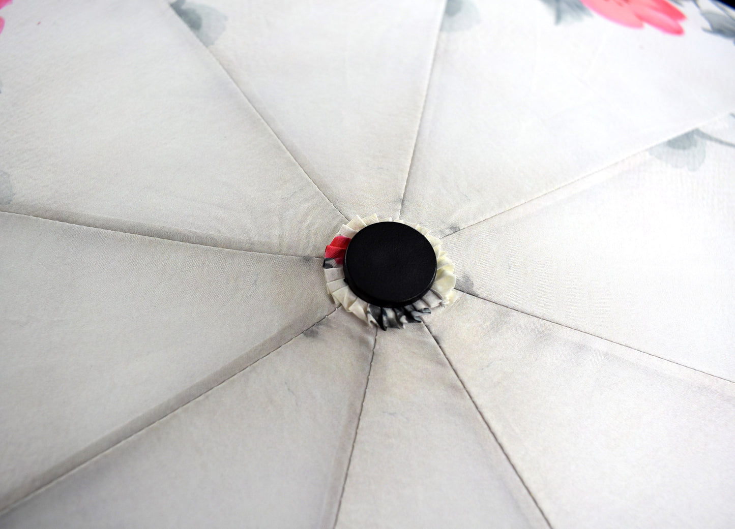 3 Fold luxury umbrella for lady