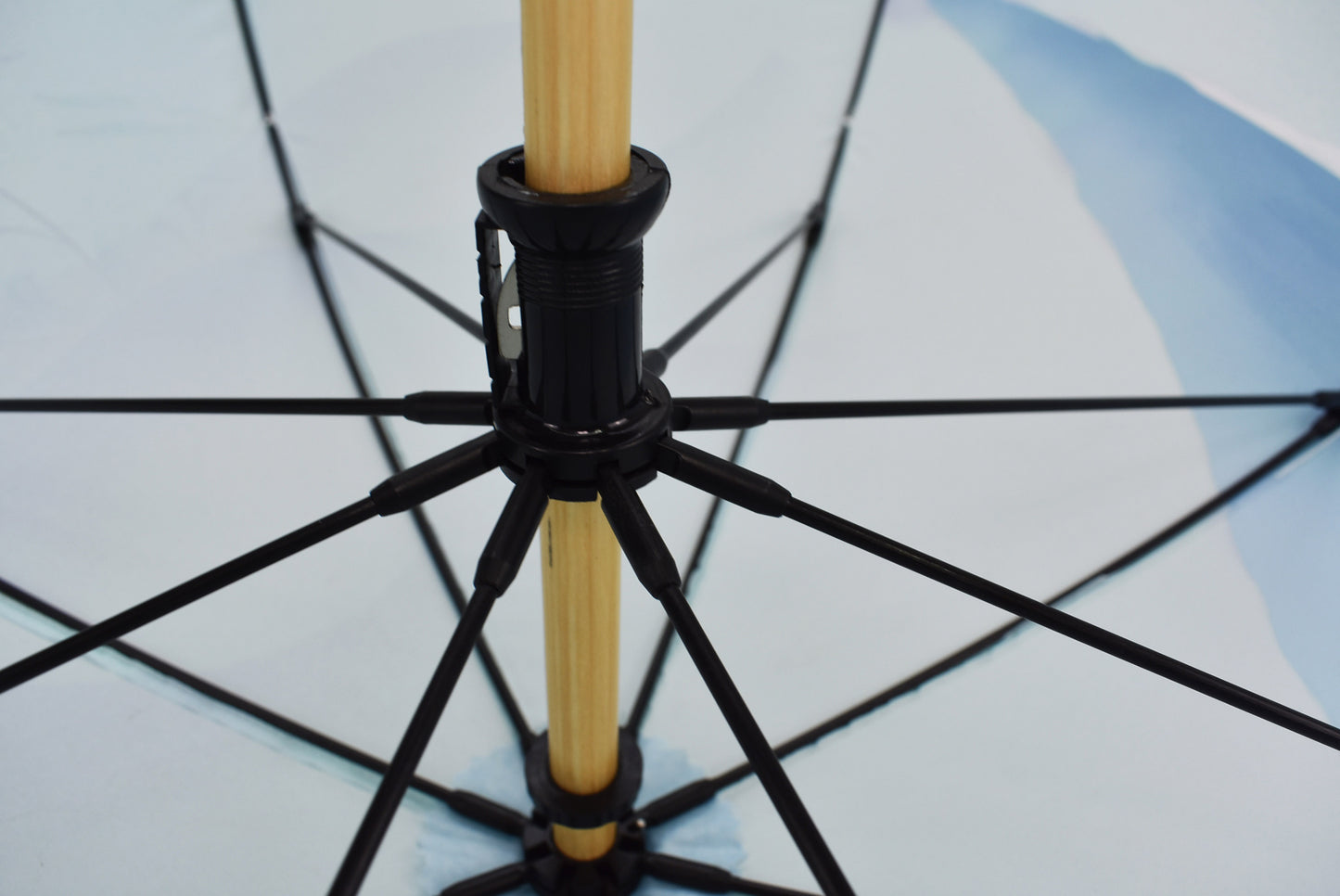Manual wooden straight umbrella -8ribs