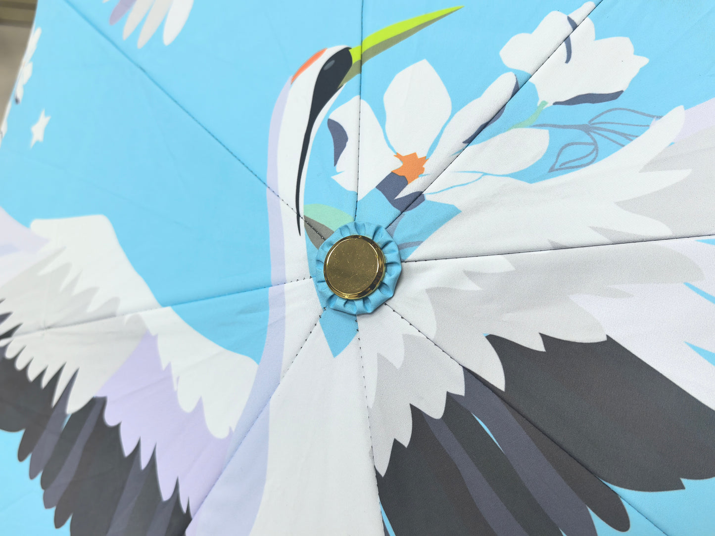 Three Folding Umbrella with UV Protection and Super Windproof Frame for Both Sunny and Rainy