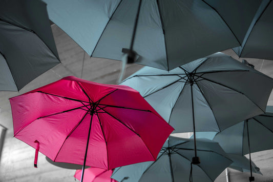 Umbrella: not only a shelter tool, but also a fashion item in daily life