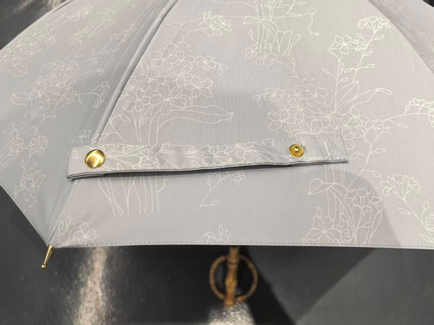 Japanese Style Straight Custom Umbrella 45CM with Black UV protection Coated and Windproof Frame Easy to Carry Bamboo Handle